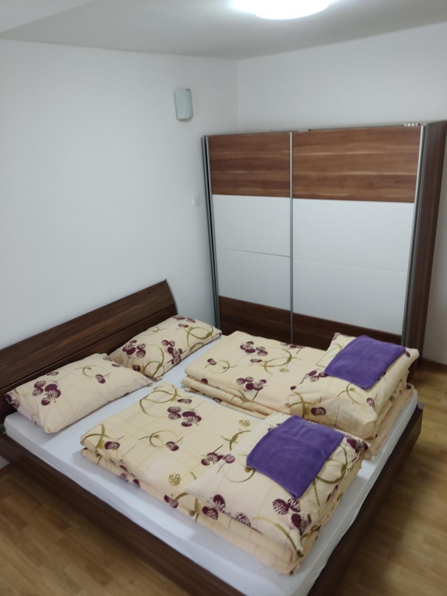 Apartmani Colic Vlasic Exteriör bild