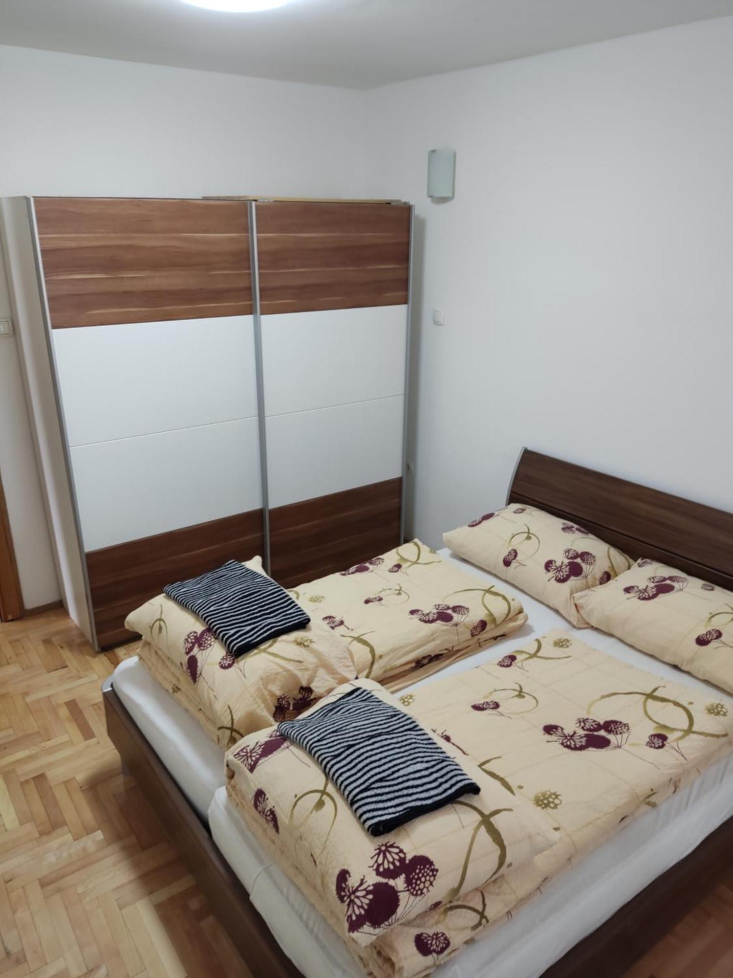 Apartmani Colic Vlasic Exteriör bild