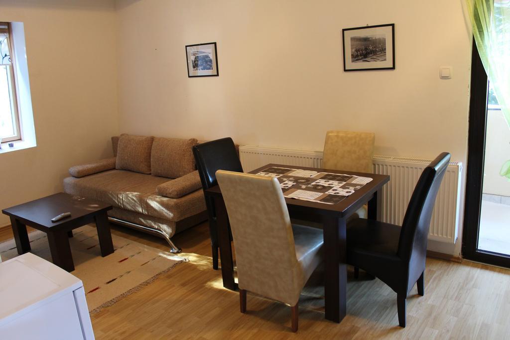 Apartmani Colic Vlasic Exteriör bild