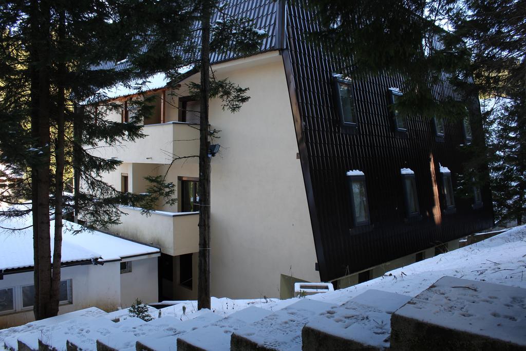 Apartmani Colic Vlasic Exteriör bild