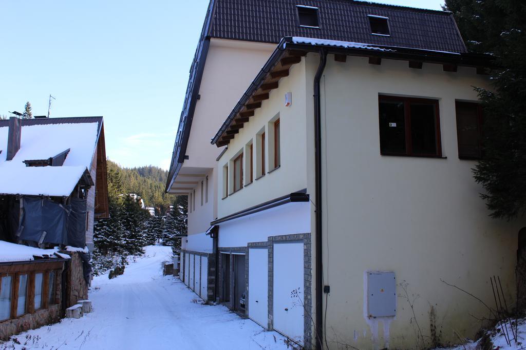 Apartmani Colic Vlasic Exteriör bild
